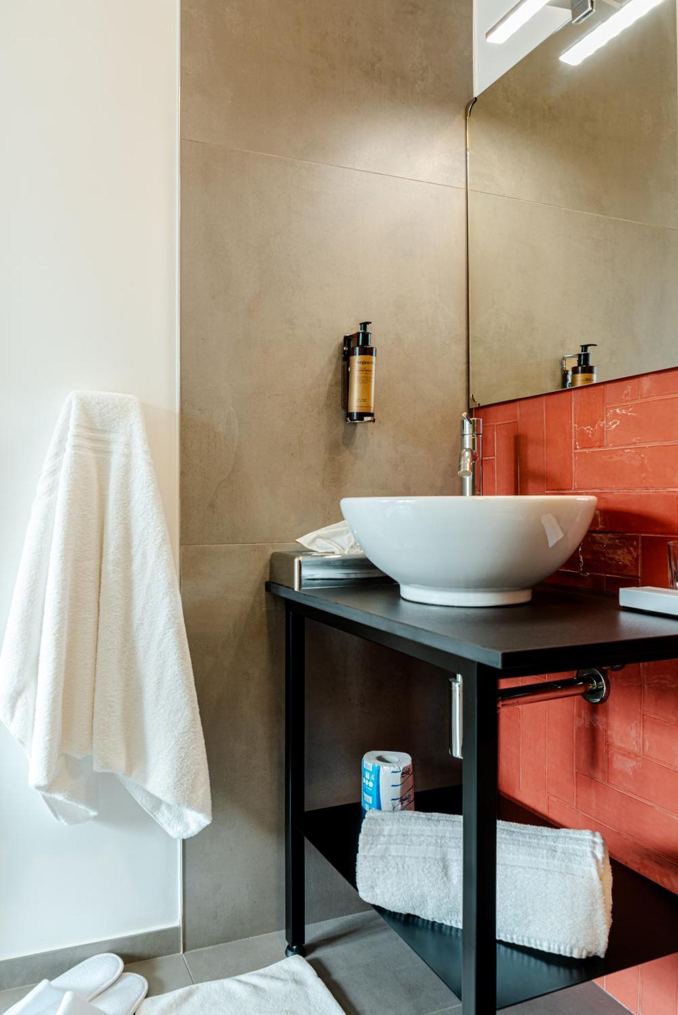 Verdeaqua Rooms โปลีญาโนอามาเร ภายนอก รูปภาพ