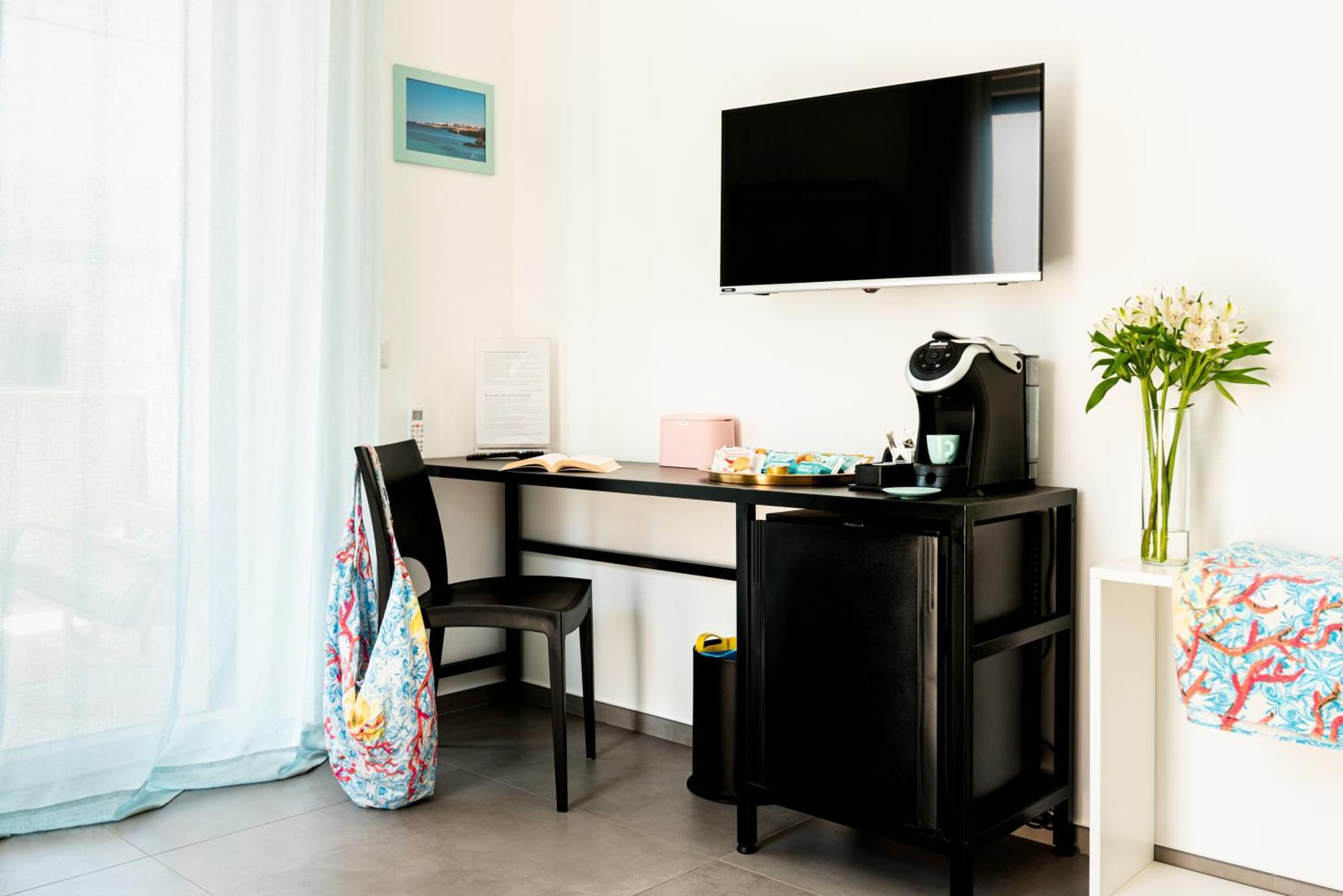 Verdeaqua Rooms โปลีญาโนอามาเร ภายนอก รูปภาพ