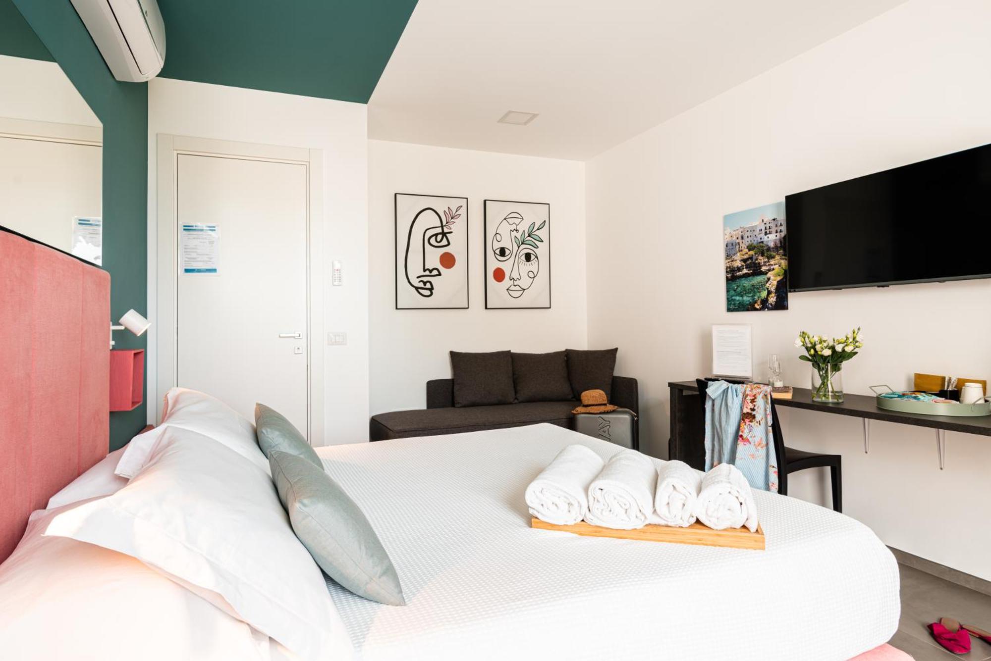 Verdeaqua Rooms โปลีญาโนอามาเร ภายนอก รูปภาพ