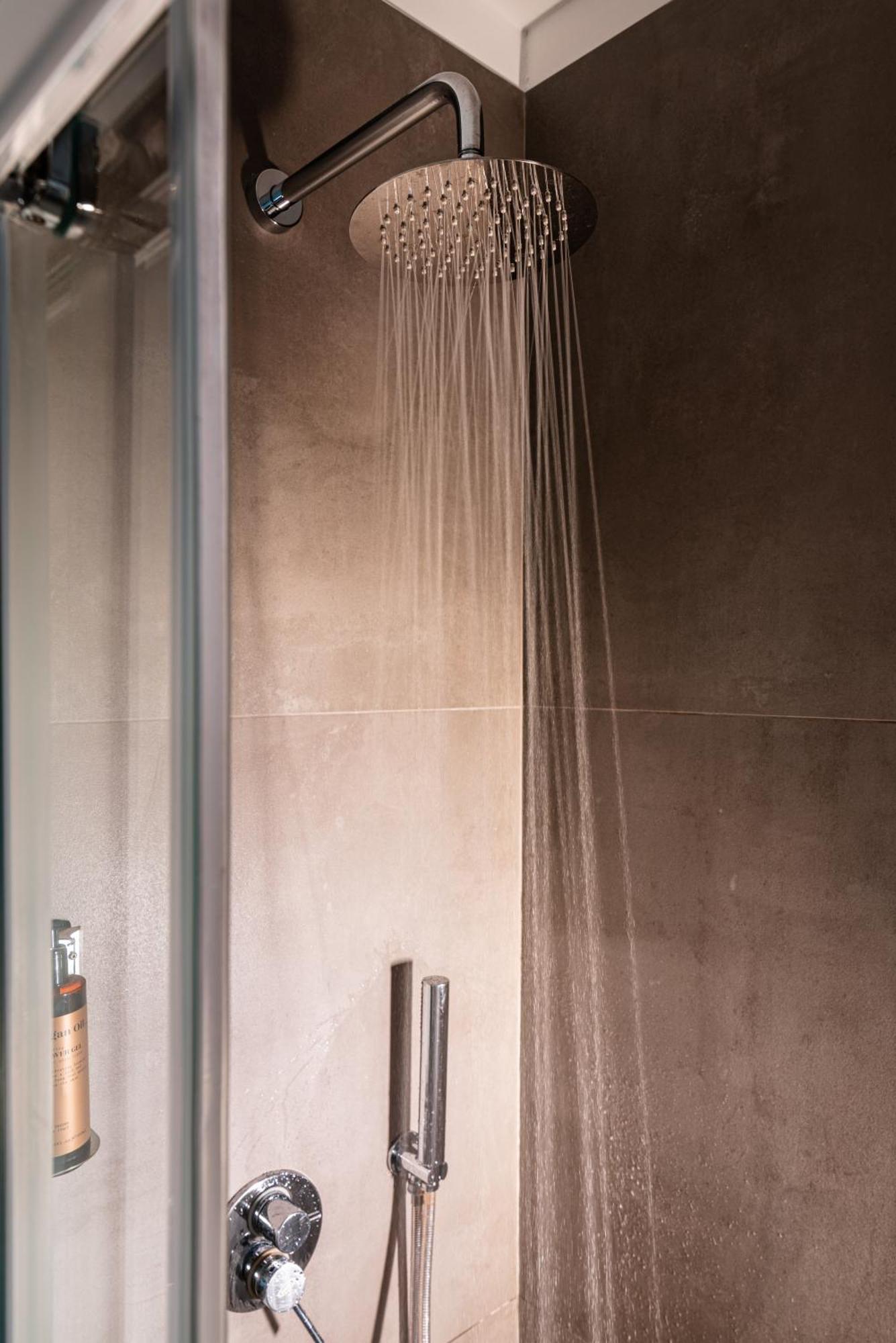 Verdeaqua Rooms โปลีญาโนอามาเร ภายนอก รูปภาพ