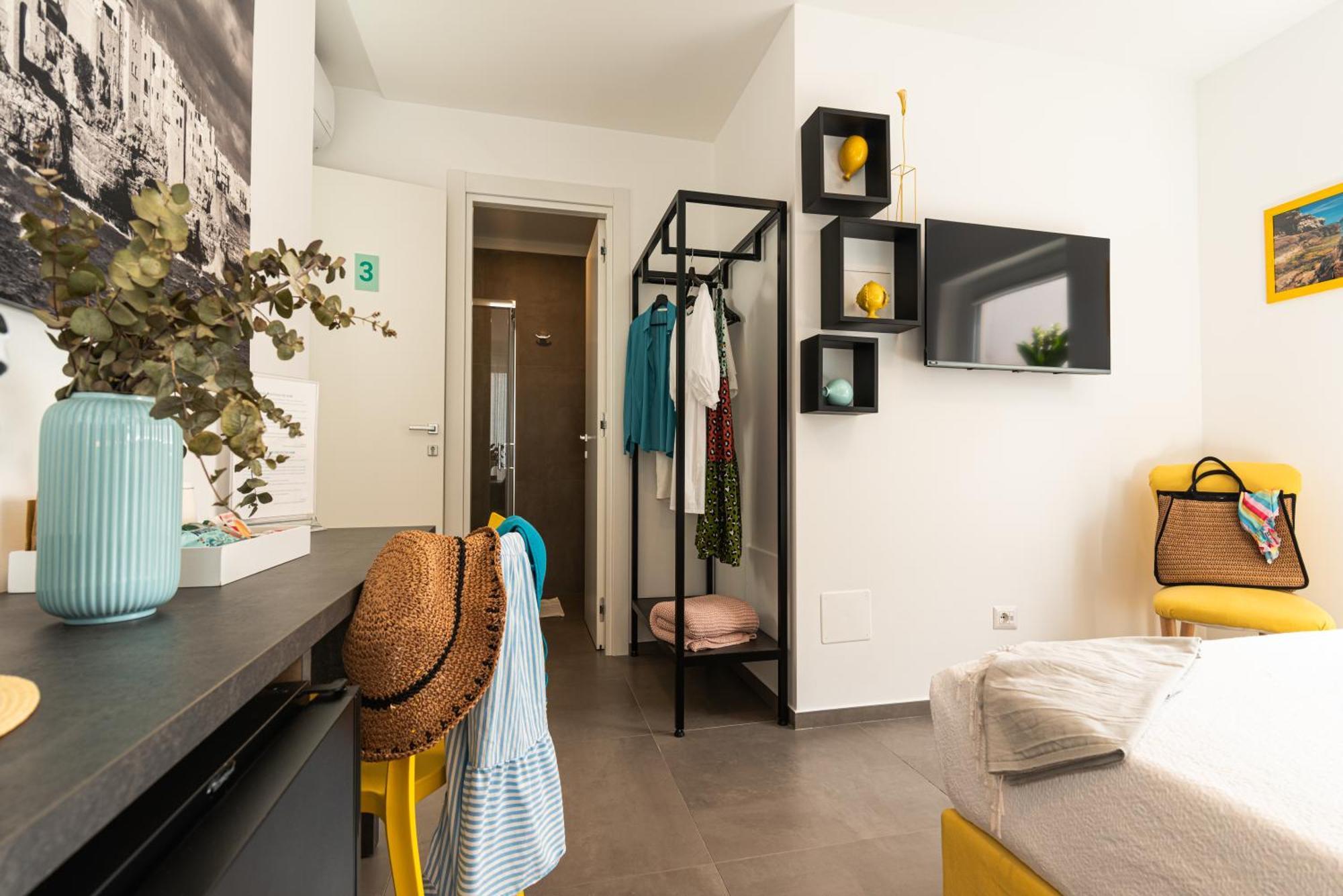 Verdeaqua Rooms โปลีญาโนอามาเร ภายนอก รูปภาพ